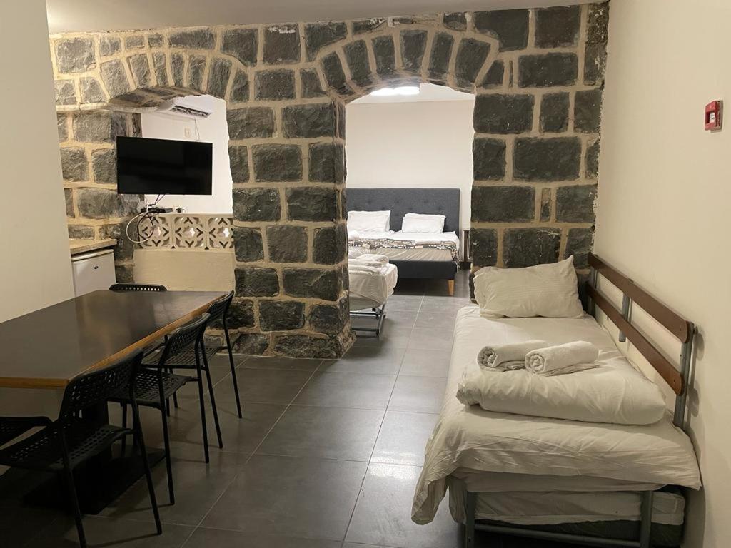 Ahva 17 Tiberias Exterior photo